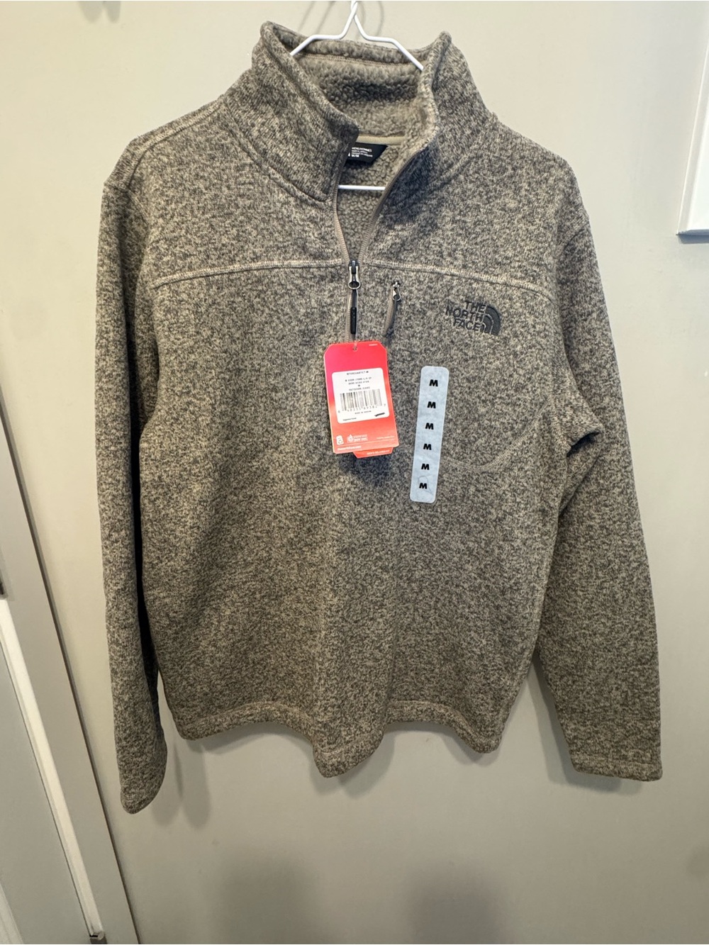 NWT The North Face Men’s Heather Gray Half-Zip Fleece Pullover